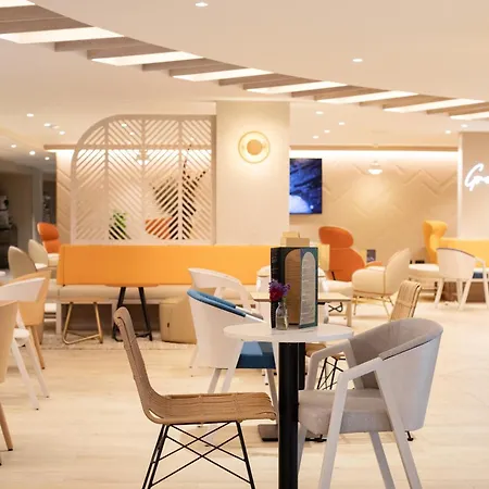 Novotel Hotel