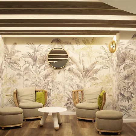 Novotel فندق