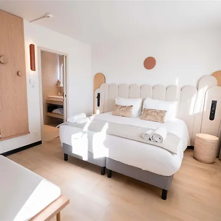 Novotel 4*